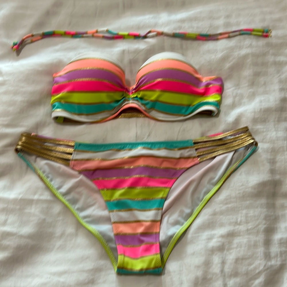 Bathing suit